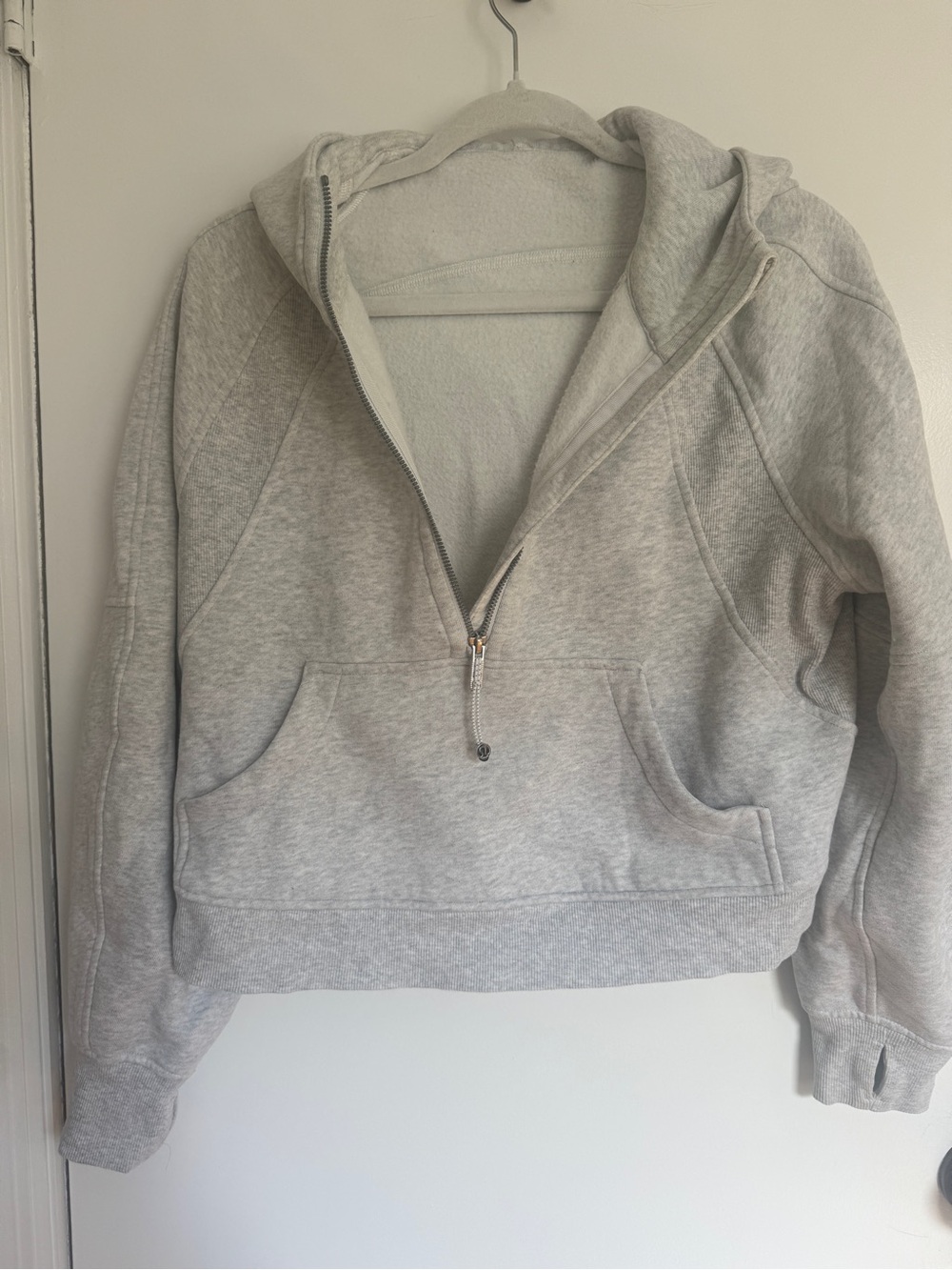 Lululemon Scuba Women’s Light Gray Half-Zip Hooded Pullover
